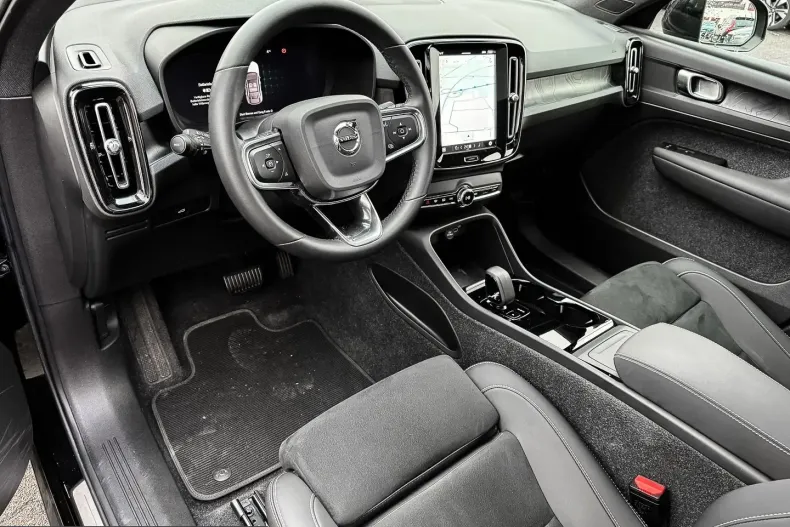 Volvo C40 din 2025 cu 22.000 km - oferta VOL244976 - foto 6