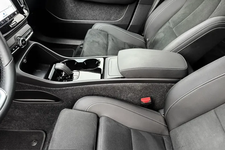 Volvo C40 din 2025 cu 22.000 km - oferta VOL244976 - foto 13