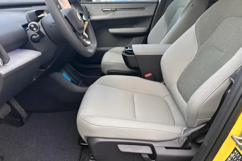 Volvo EX30 din 2025 cu 5.000 km - oferta VOL244977 - foto 13