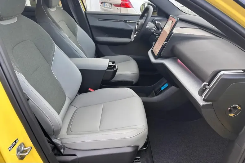 Volvo EX30 din 2025 cu 5.000 km - oferta VOL244977 - foto 16