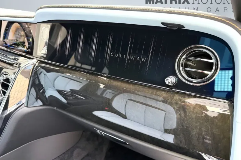 Rolls-Royce Cullinan din 2024 cu 12.819 km - oferta ROL244982 - foto 20