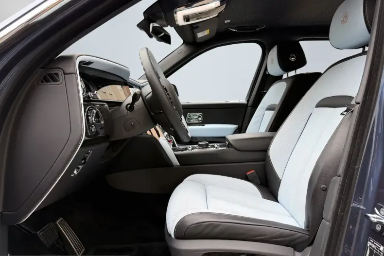 Rolls-Royce Cullinan din 2024 cu 12.819 km - oferta ROL244982 - foto 24