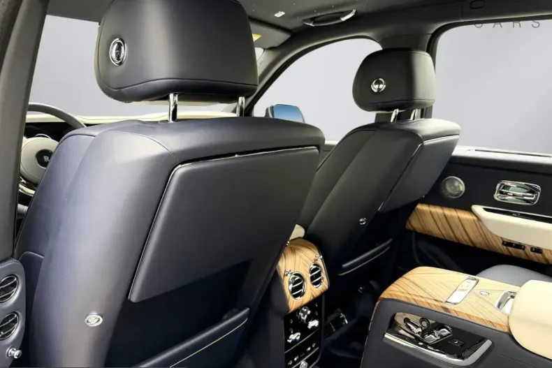 Rolls-Royce Cullinan din 2024 cu 12.100 km - oferta ROL244983 - foto 24
