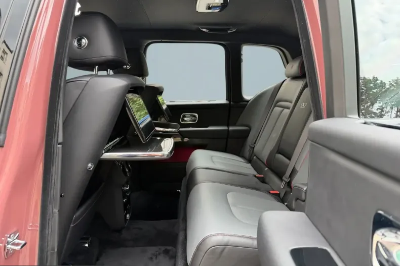 Rolls-Royce Cullinan din 2024 cu 11.133 km - oferta ROL244984 - foto 24