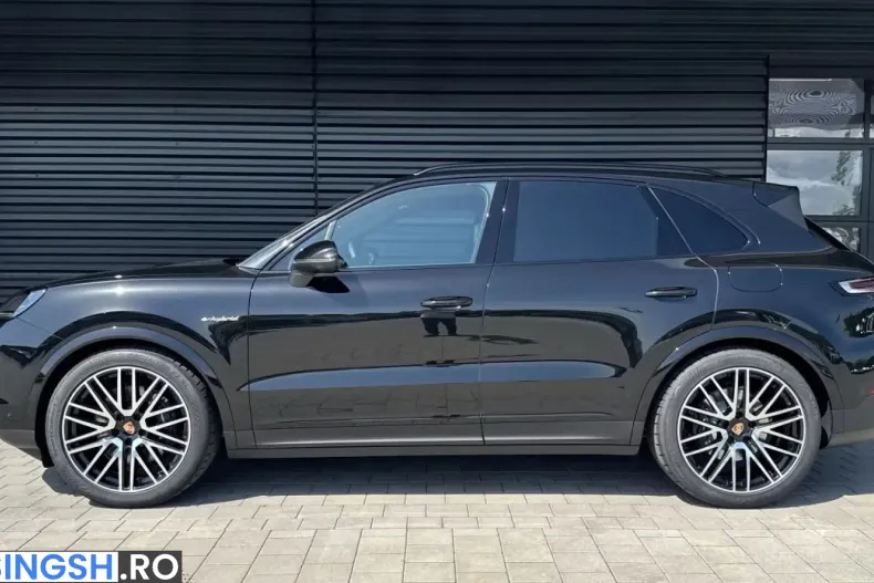 Porsche Cayenne din 2025 cu 24.900 km - oferta POR244986 - foto 3