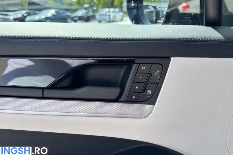 Porsche Cayenne din 2025 cu 24.900 km - oferta POR244986 - foto 19