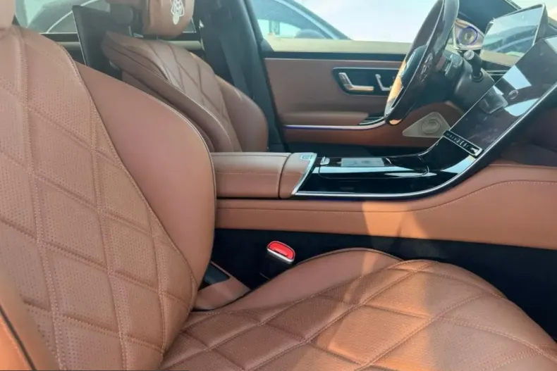 Mercedes-Benz S 680 (Clasa S) din 2025 cu 6.000 km - oferta MER244989 - foto 16