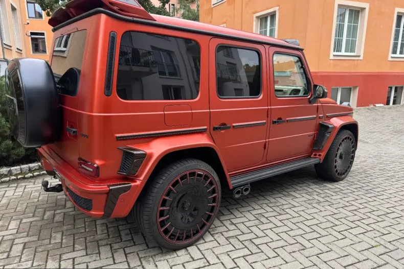 Mercedes-Benz G 63 AMG (Clasa G) din 2025 cu 14.800 km - oferta MER244992 - foto 3