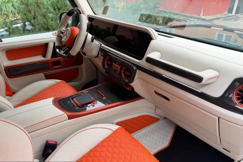 Mercedes-Benz G 63 AMG (Clasa G) din 2025 cu 14.800 km - oferta MER244992 - foto 14