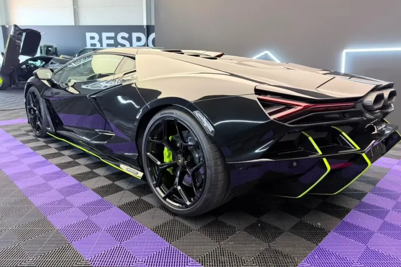 Lamborghini Revuelto din 2025 cu 14.515 km - oferta LAM244993 - foto 3