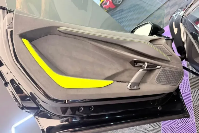 Lamborghini Revuelto din 2025 cu 14.515 km - oferta LAM244993 - foto 16