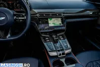 Aston Martin Vanquish din 2025 cu 9.500 km - oferta AST244994 - foto 19