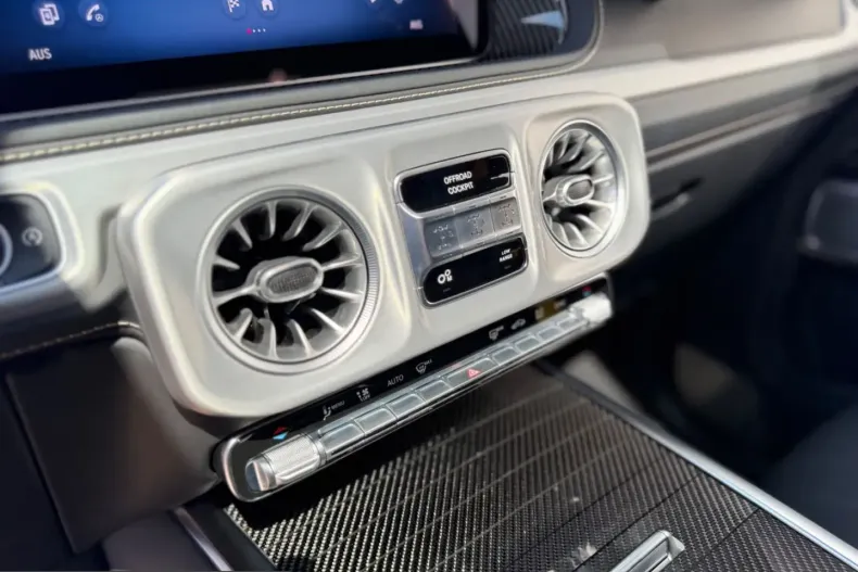 Mercedes-Benz G 63 AMG (Clasa G) din 2024 cu 8.700 km - oferta MER244995 - foto 39
