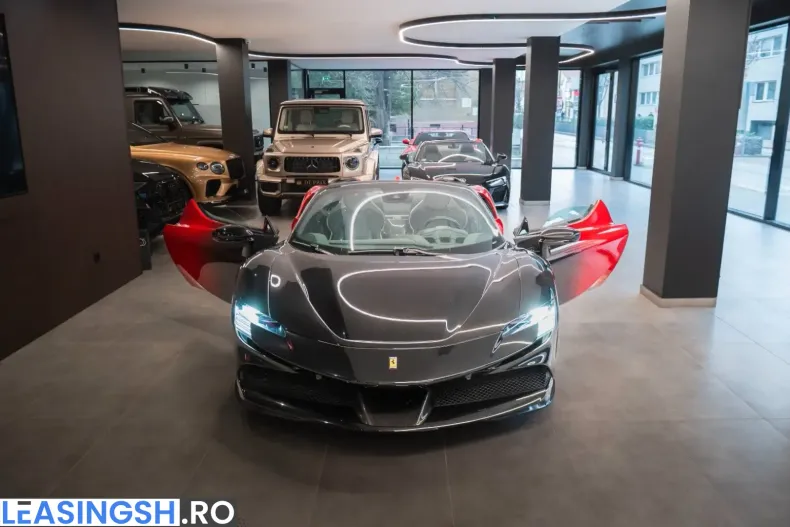 Ferrari SF90 din 2022 cu 1.700 km - oferta FER244997 - foto 3