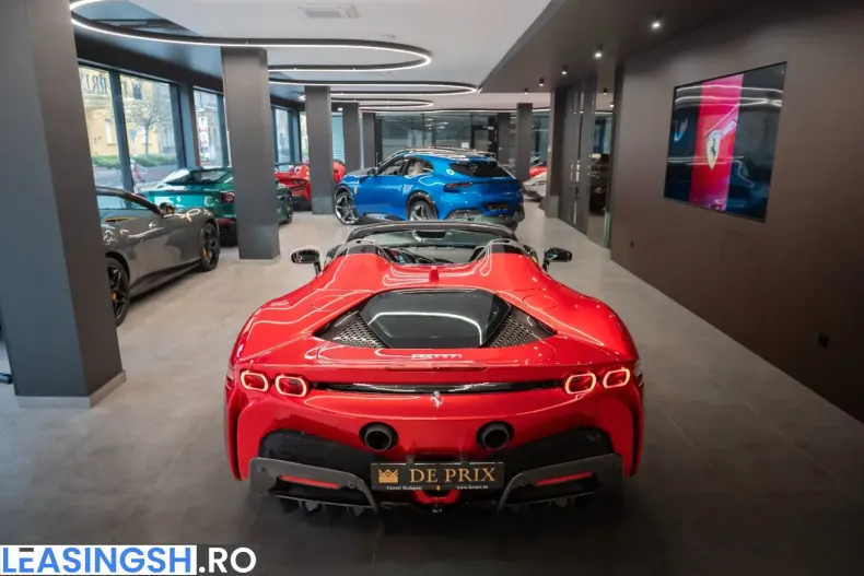 Ferrari SF90 din 2022 cu 1.700 km - oferta FER244997 - foto 4