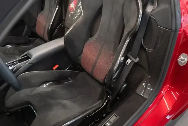 Ferrari SF90 din 2022 cu 1.700 km - oferta FER244997 - foto 11