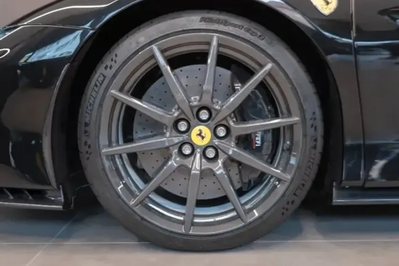 Ferrari SF90 din 2022 cu 1.700 km - oferta FER244997 - foto 23