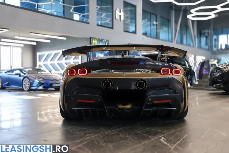 Ferrari SF90 din 2023 cu 5.600 km - oferta FER244998 - foto 3