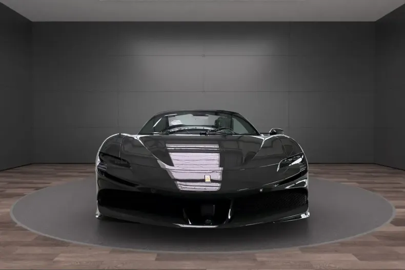 Ferrari SF90 din 2023 cu 5.604 km - oferta FER245000 - foto 2