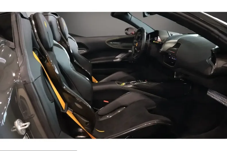 Ferrari SF90 din 2023 cu 5.604 km - oferta FER245000 - foto 14