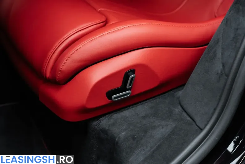Ferrari Purosangue din 2025 cu 5.561 km - oferta FER245007 - foto 17
