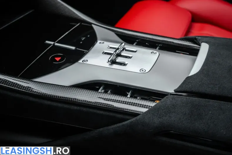 Ferrari Purosangue din 2025 cu 5.561 km - oferta FER245007 - foto 28