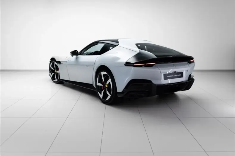 Ferrari 12Cilindri din 2025 cu 9.800 km - oferta FER245008 - foto 3