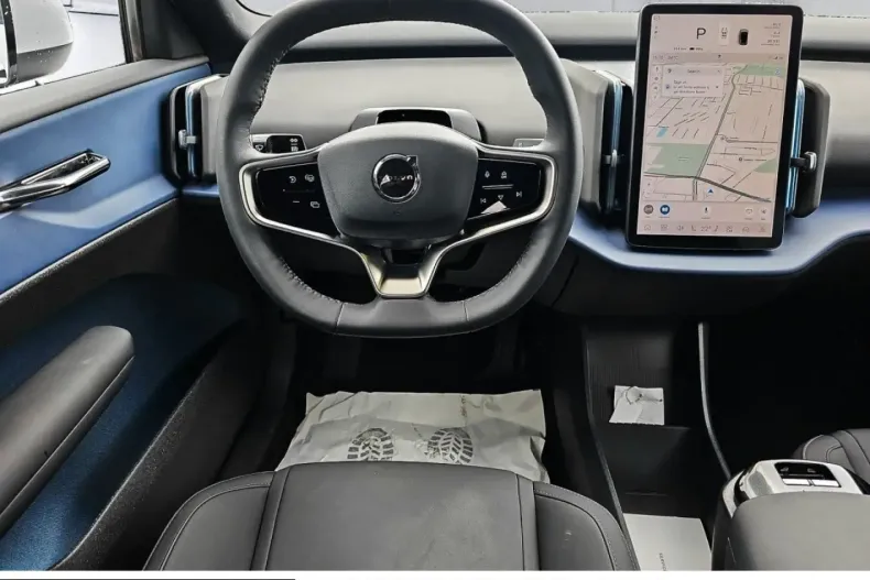 Volvo EX30 din 2024 cu 30.631 km - oferta VOL245014 - foto 8