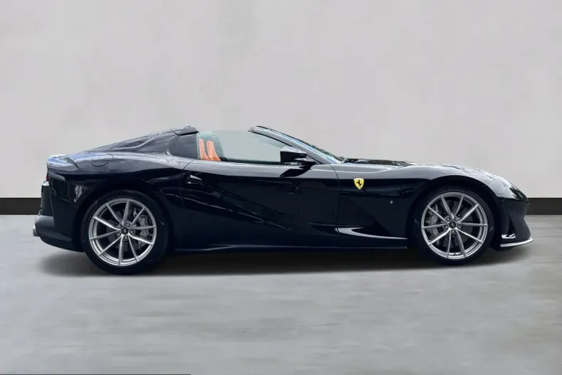 Ferrari 812 din 2022 cu 14.700 km - oferta FER245016 - foto 6