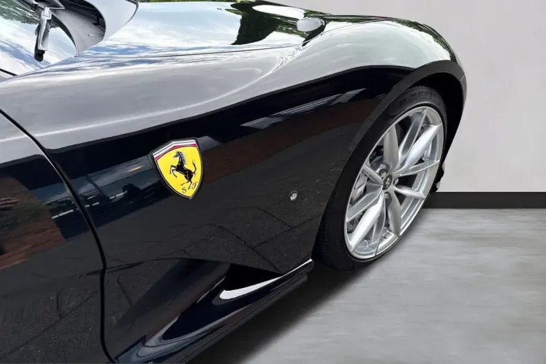 Ferrari 812 din 2022 cu 14.700 km - oferta FER245016 - foto 11