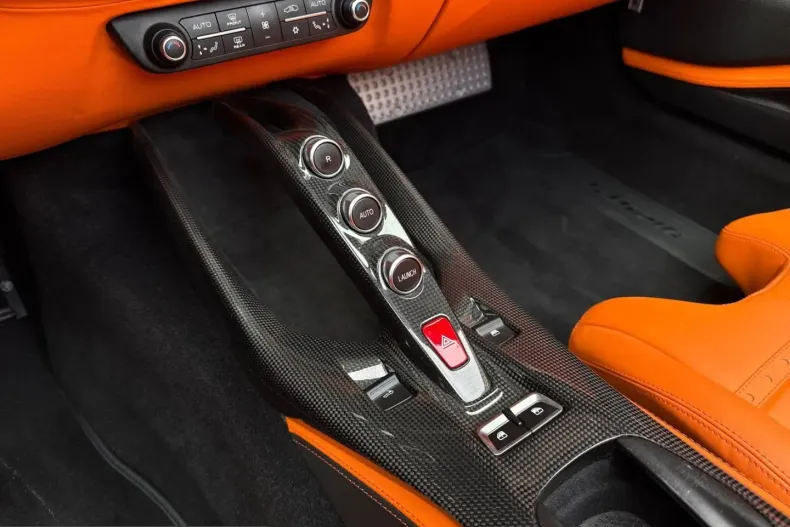 Ferrari 812 din 2022 cu 14.700 km - oferta FER245016 - foto 19
