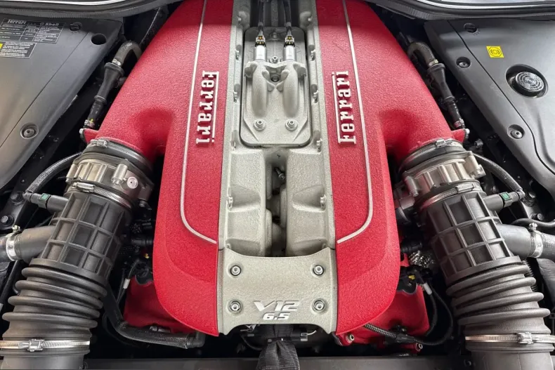 Ferrari 812 din 2022 cu 14.700 km - oferta FER245016 - foto 20