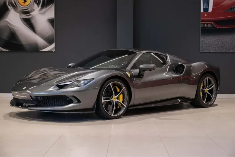 Ferrari 296 GTS din 2023 cu 12.976 km - oferta FER245017 - foto 3