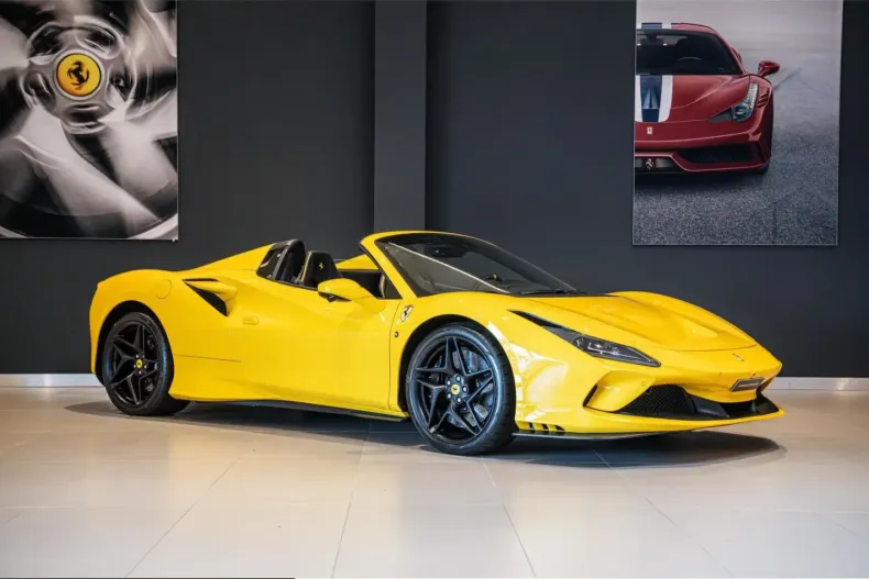 Ferrari F8 din 2021 cu 24.093 km - oferta FER245018 - foto 4