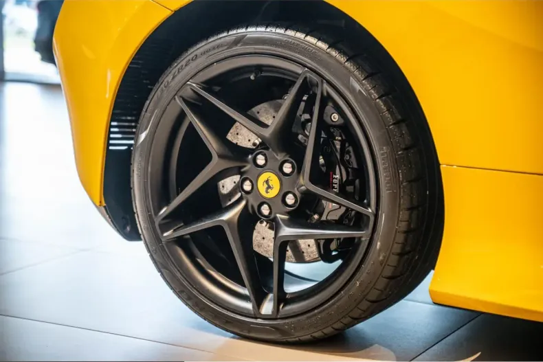 Ferrari F8 din 2021 cu 24.093 km - oferta FER245018 - foto 16