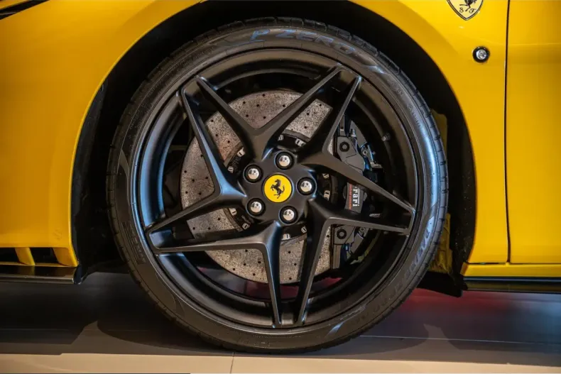 Ferrari F8 din 2021 cu 24.093 km - oferta FER245018 - foto 17