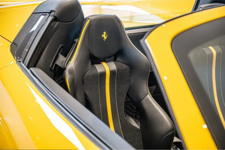 Ferrari F8 din 2021 cu 24.093 km - oferta FER245018 - foto 21