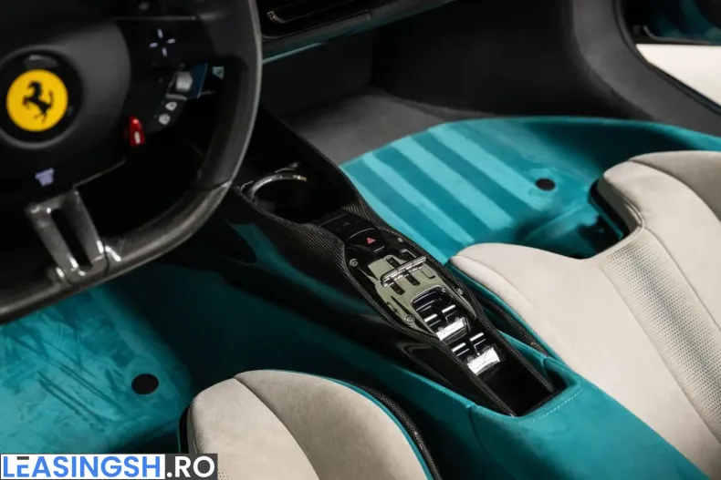 Ferrari SF90 din 2023 cu 6.000 km - oferta FER245019 - foto 24