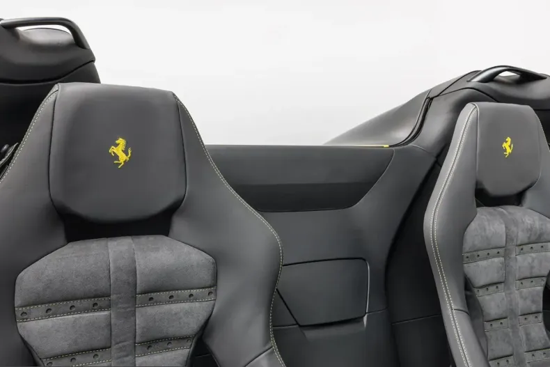 Ferrari 812 din 2021 cu 5.800 km - oferta FER245021 - foto 18