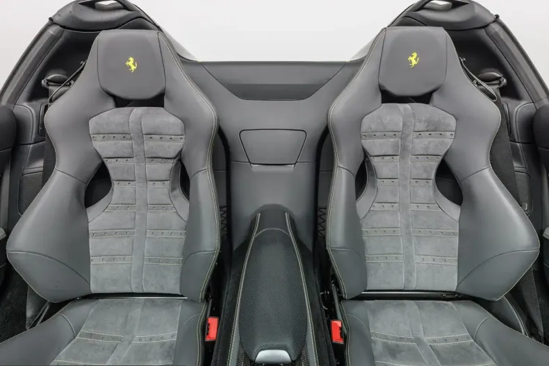 Ferrari 812 din 2021 cu 5.800 km - oferta FER245021 - foto 20