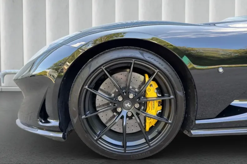 Ferrari 812 din 2021 cu 18.000 km - oferta FER245022 - foto 5