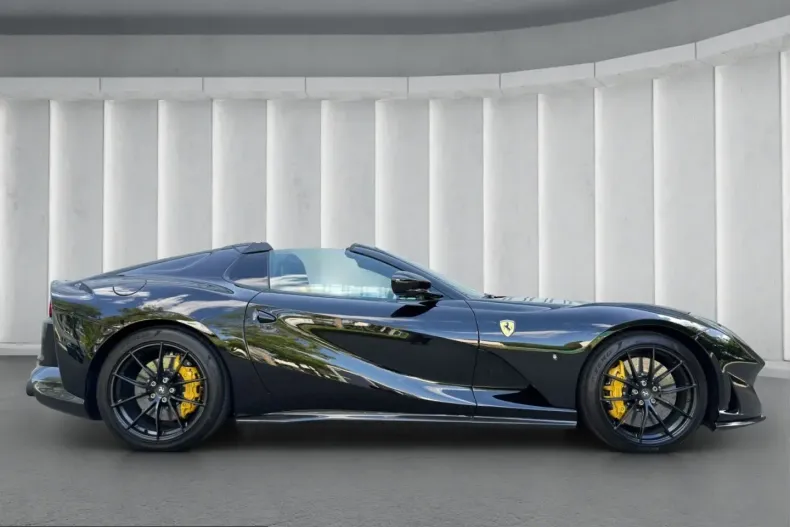 Ferrari 812 din 2021 cu 18.000 km - oferta FER245022 - foto 9