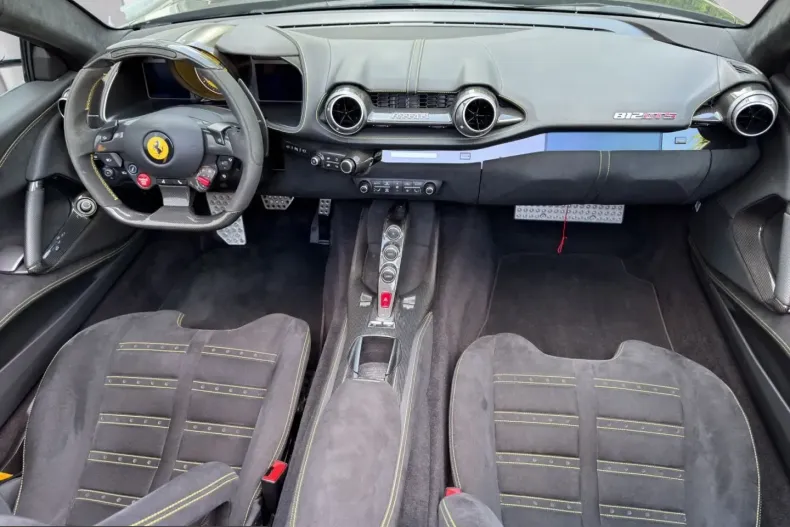 Ferrari 812 din 2021 cu 18.000 km - oferta FER245022 - foto 10