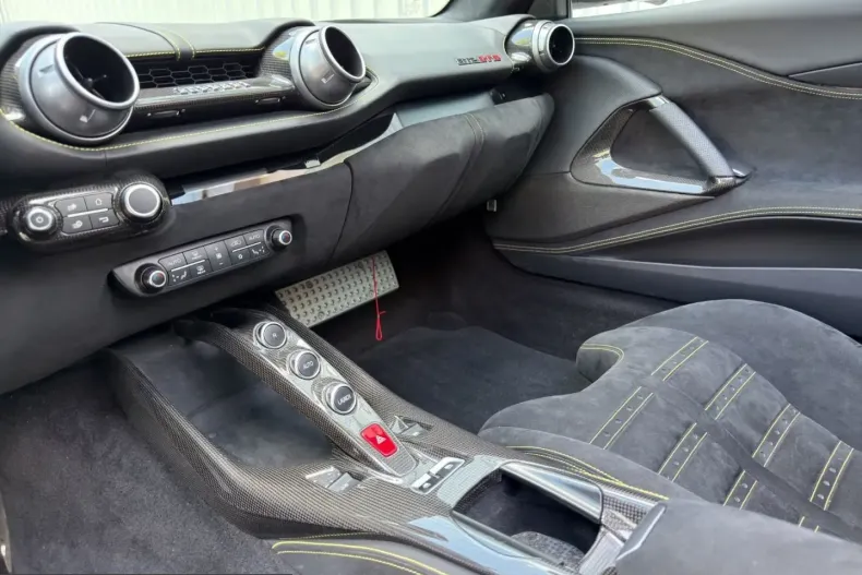 Ferrari 812 din 2021 cu 18.000 km - oferta FER245022 - foto 16
