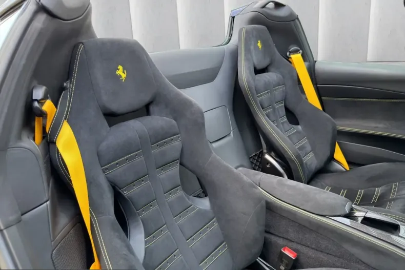 Ferrari 812 din 2021 cu 18.000 km - oferta FER245022 - foto 18