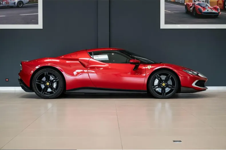 Ferrari 296 GTB din 2022 cu 7.035 km - oferta FER245023 - foto 6
