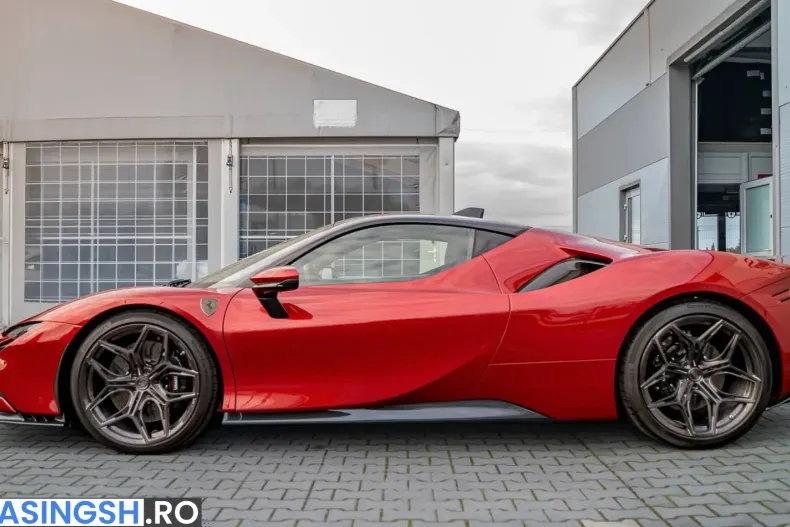 Ferrari SF90 din 2023 cu 25.000 km - oferta FER245025 - foto 13