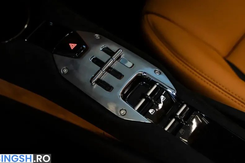 Ferrari 296 GTS din 2024 cu 10.000 km - oferta FER245026 - foto 11
