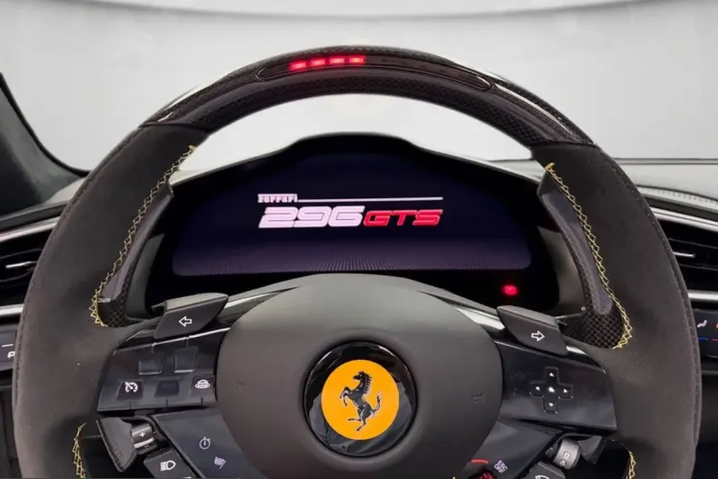Ferrari 296 GTS din 2024 cu 5.440 km - oferta FER245027 - foto 6