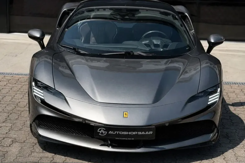 Ferrari SF90 din 2021 cu 7.700 km - oferta FER245029 - foto 14